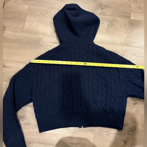 Aritzia Cable-Knit Zip Up Hoodie - Octavia - Picture 7 of 7